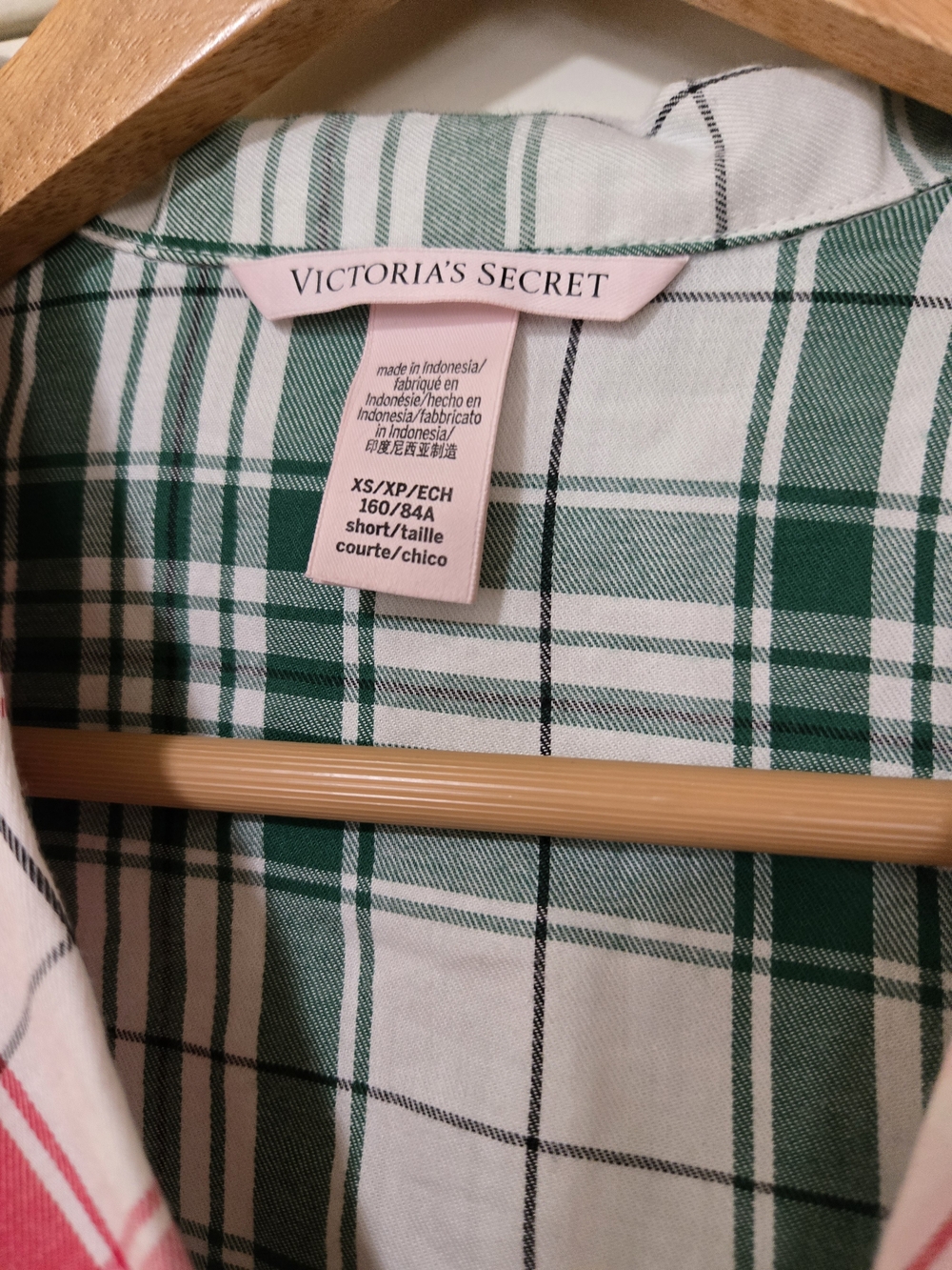Victoria's Secret Red & Green Plaid Mix-Matched Pajama Set Very Soft And Cozy - Picture 2 of 13